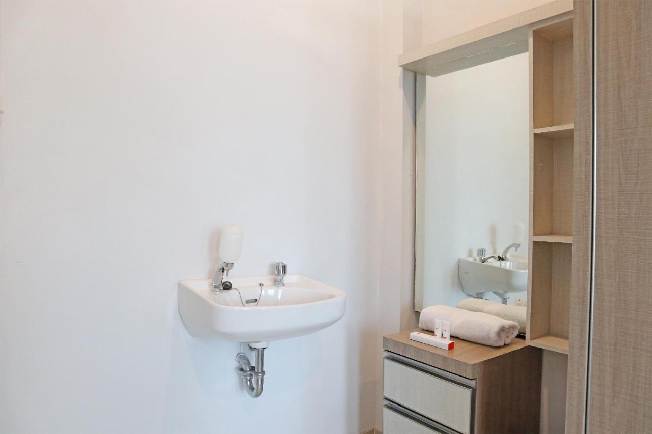 Hotel Oyo 1649 Grya Lavinsa Padang  Esterno foto
